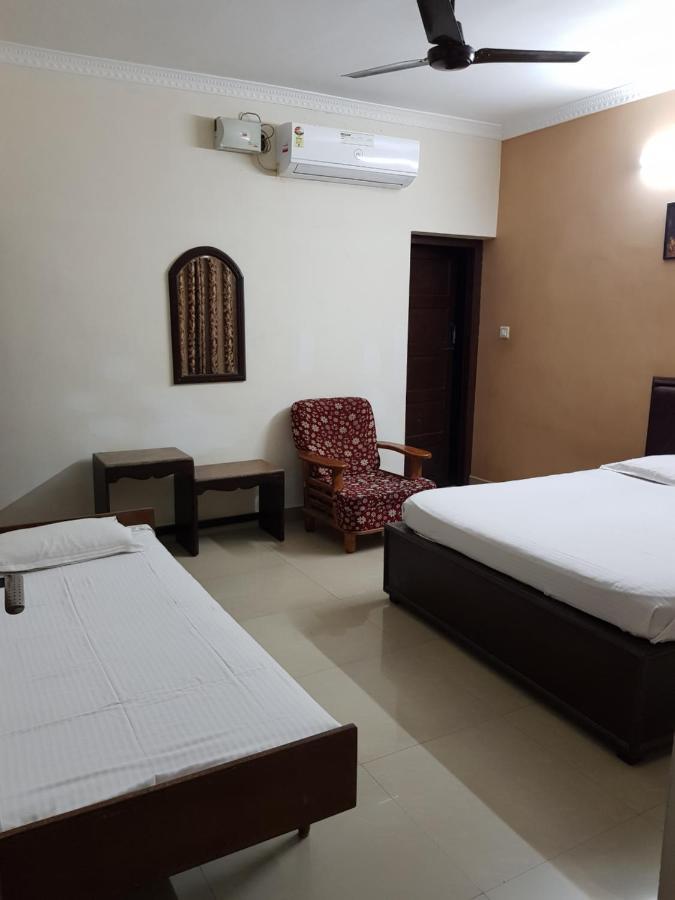 All Seasons Guest House Thiruvananthapuram Esterno foto